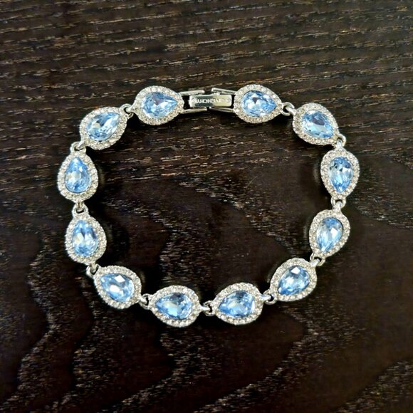 Givenchy Crystal Flex Bracelet - Picture 2 of 2